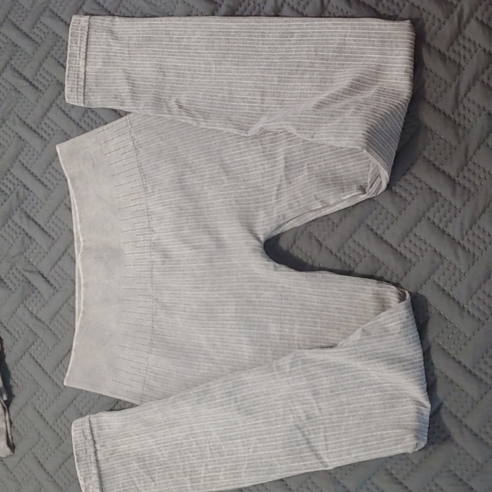 LELE active leggings